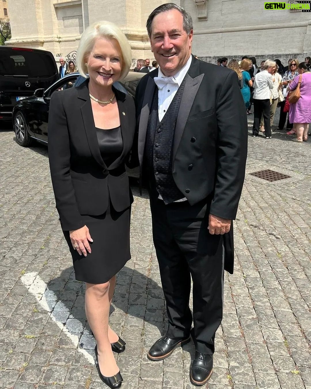 Newt Gingrich Instagram - @callygingrich Beautiful Mass at St. Peter’s Basilica today on the Solemnity of Saints Peter and Paul