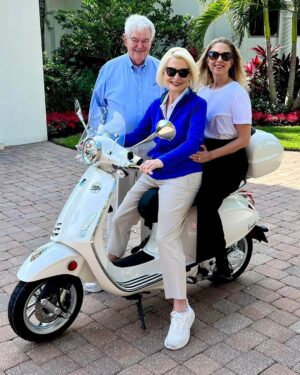 Newt Gingrich Instagram - @callygingrich Great weekend with Mary Jo!🌺