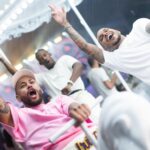 Neymar Jr Instagram - Hoje é aniversário desse meu irmão de anos…. Um dos meus amigos que mais se parece comigo (não sei se é bom ou ruim) 😂😂😂 Que a gente siga do mesmo jeito desde a escola… Sonhamos com muita coisa e conseguimos algumas hein 👀 Te amo e te desejo tudo de melhor sempre ❤️ @crisguedes Obs: última foto é só pra seguir sendo nós 😂 trairagem (bom sentido) come solta no nosso bonde !!