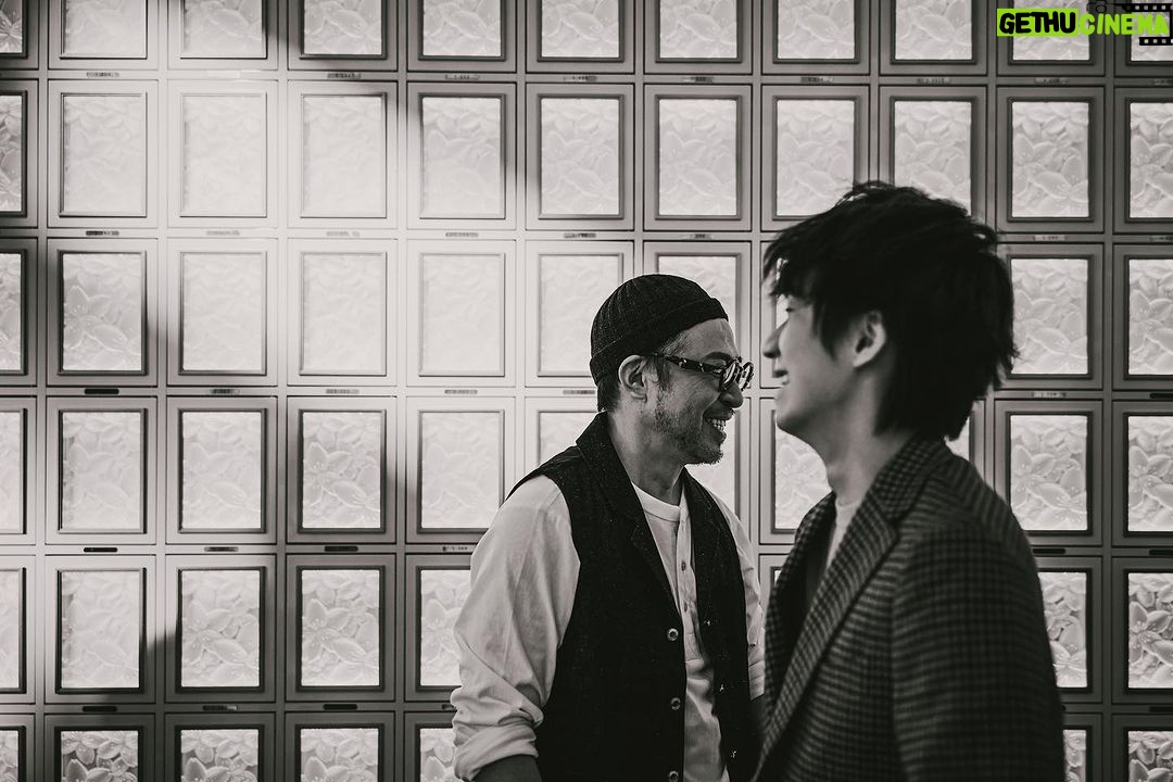 Ng Siu-Hin Instagram - 夜校,今日正式上映。 你今日睇咗未? 出品人: #黃永峯 導演: #劉翁 監製: #柳瑩 #黃永峯 #鄧志玲 編劇:#劉翁 #簡樸川 #陳志昇 領銜主演: #張天賦 #凌文龍 #葛民輝 #詹瑞文 #郭奕芯 #李靜儀 #黃曦誼 #陳伊霖 #方泳琳 主演: #吳肇軒 #徐浩昌 #羅浩銘 #黎學勤 特別演出: #陳紫萱 友情演出: #林盛斌 #小肥 #泰山 #詹朗林 #張敬仁 #張明偉 #陳定幫 #暗網仔 #可宜 @wwfcharlie @whatasunnyday ranilau @jennytang1007 @mcheung1201 @siulungling @erickotofficial @jimchimpip @ashinaaa @heidibibe @candywong11111 @yeeeluum @lamlamjessie @siuhinng @cheongfat @superken_official @jefferylai @purplehuen @bob_lamshingbun @siufay613 @tarzancooks @jjjim @kendy_cheung @aaryncheung @clementchantb @dw_kid12 @natmit628 @wuculture @screenmediahk @vbrokers_app