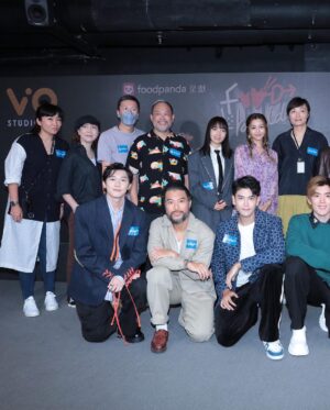 Ng Siu-Hin Instagram - 趕住飛，快手出多個post❤️

《Food Buddies》記者會見翻大家真係好開心，講個秘密比大家聽，我哋喺後台嘈到好似花墟咁😂

好感激遇到咁多好對手❤️

所有工作人員都辛苦了。

感謝導演細哥嘅教導🫡

我去美國搵食喇！
你哋喺香港開住飯等我！

9月18日 《Food Buddies》開大餐❤️

#foodbuddies 
#電視睇foodbuddies戲院睇說笑之人

Btw啲片我喺 @viu1hk 偷嘅❤️

👔：@DolceGabbana
#DolceGabbana
💈： @dicky.chan_ 
💄： @bonbon.makeup