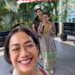 Nia Dinata Instagram – Halal Bihalal Padang Family Anthem: Kampuang Nan Jauh Di Mato #eidmubarak #lebaranday4