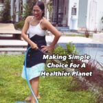 Nia Dinata Instagram - Let’s make simple choice for a healthier planet💚 mumpung di rumah Jogja jeda sejenak pakai rok demim kesayangan hadiah dari @yeriafriyani @callathelabel 💚 tambah semangat bersihin kebun, nengok bak kompos sampah di rumah, sambil panen cabe, kenikir, dan bayam untuk dimakan sendiri & dibagikan ke tetangga sekitar. Yuk, yuk, yuk, sayangin terus ibu bumi💚💚💚 #niamaste #weekendstyle #veggiegarden #composting