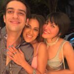 Nia Sharma Instagram - Vibe Check. #lastdayof2023 Ending the year with some unlikely bonds.. 😘 and wearing my forever fav color.