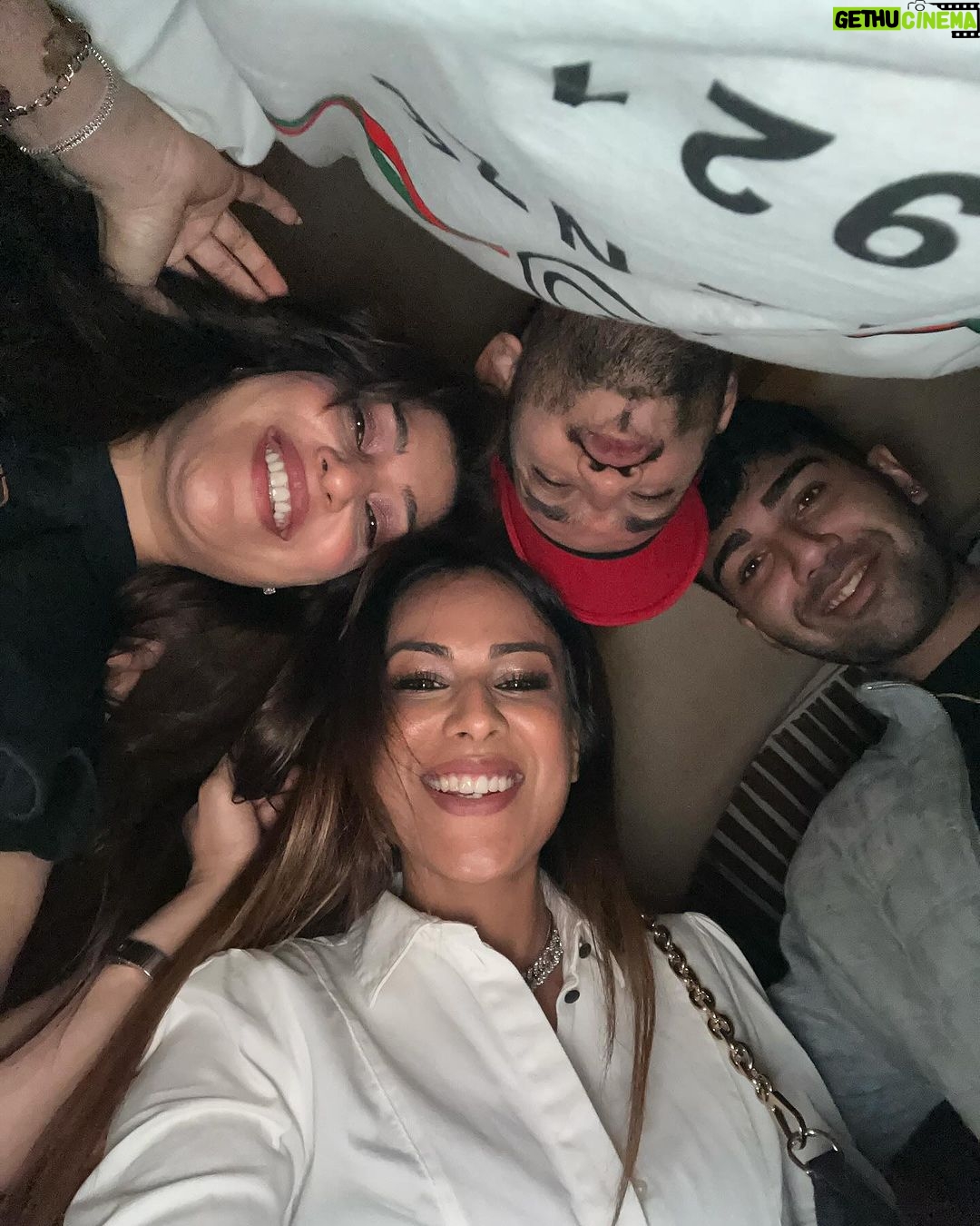 Nia Sharma Instagram - Can we Normalise formal party looks too☺️😘 #friyay was yay .. @arjunbijlani @nehaswamibijlani @rishabh__aneja 🥳