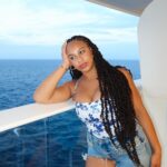 Nia Sioux Instagram - i can sea clearly now🌊
