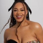 Nia Sioux Instagram - Season’s Greetings 🎁 Photography: @photoblakey Hair: @angelinapanelli Makeup: @makeupartistmichael Styling: @wilfordlenov