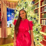 Nia Sioux Instagram - Holiday celebrations at the White House never get old. Thank you @whitehouse for making this 24 hour DC trip so special and for making the best gingerbread cookies I’ve ever had ❤️🎄 The White House, Washington DC