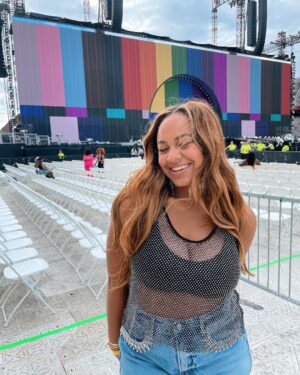 Nia Sioux Instagram - Can cross the Renaissance World Tour off my bucket list✔️