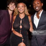 Nia Sioux Instagram - more pics from the other night. thanks @variety for helping me live my Young Hollywood life to the fullest🖤🪩
