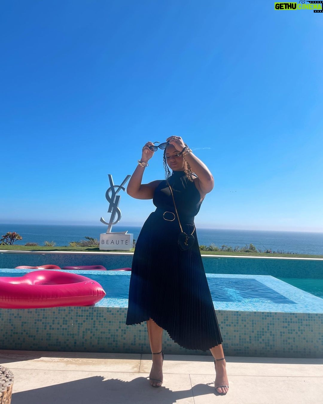 Nia Sioux Instagram - afternoons with @yslbeauty >>> Malibu, California