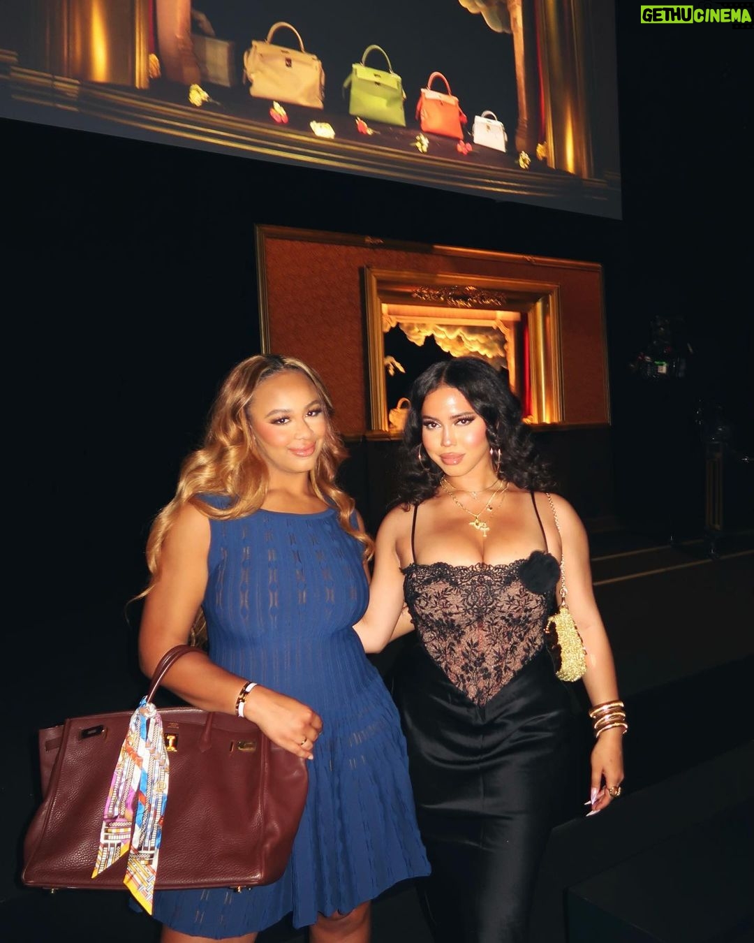 Nia Sioux Instagram - It was an honor attending the On the Wings of Hermes performance and lunch. Such a creative and beautiful experience. Thank you @hermes for having me🤍