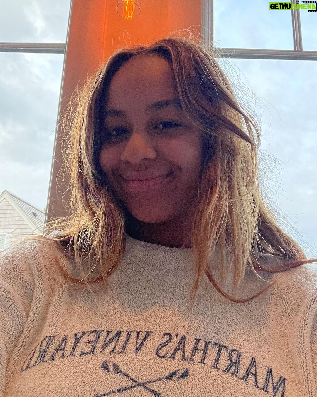 Nia Sioux Instagram - Martha’s Vineyard🐟🦞🌊 Martha's Vineyard