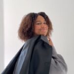 Nia Sioux Instagram - It’s sweater weather! Time to go to Ross for great deals on fall fashion @RossDressForLess #RossFinds #ad