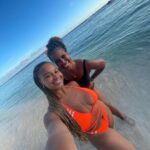 Nia Sioux Instagram - My mom and I did a GRWM during our vacay and it’s finally up on my YouTube. Comment “🧡” after you watch it! Guadeloupe, Carribean