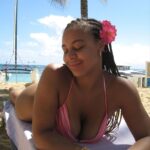 Nia Sioux Instagram - BEACH PLEASE🌺 Guadeloupe, Carribean