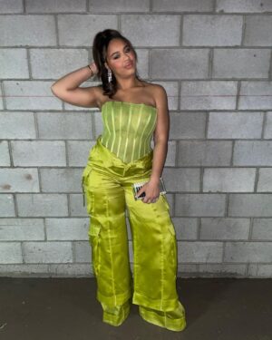 Nia Sioux Instagram - very young hollywood of me. thanks for the invite @vanityfair x @tiktok 😘