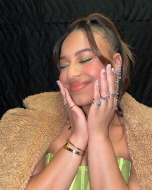 Nia Sioux Instagram - very young hollywood of me. thanks for the invite @vanityfair x @tiktok 😘
