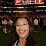 Nia Sioux Instagram - Big as the what????