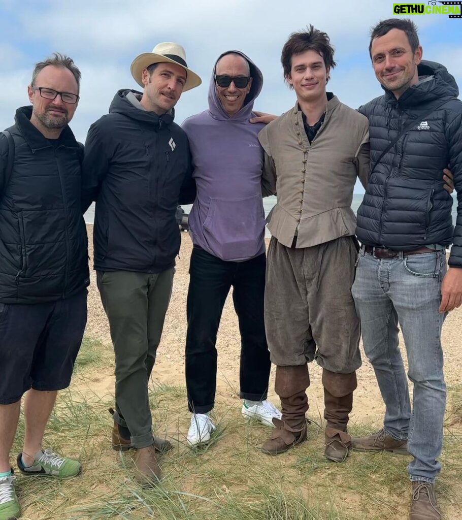 Nicholas Galitzine Instagram - That’s a WRAP on Mary & George. The last 6 months have been an adventure - broken ankles, horse rides, mountain climbs, dances, sexy times….and I’m blessed to have spent it with some of the most incredible, talented, hardworking people I’ve ever met. George Villiers has been a thrill to play, and I can’t wait for you all to meet him.