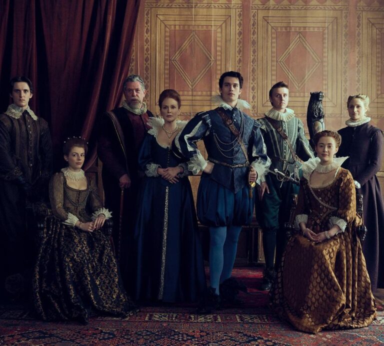 Nicholas Galitzine Instagram - Sometimes, you’ve got to seduce your way to the top 👑 Meet the family with the first look images for Mary & George @juliannemoore @oliver_hermanus @skytv
