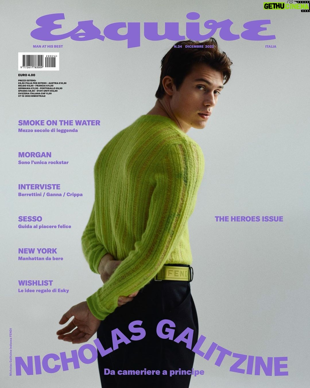 Nicholas Galitzine Instagram - Goodbye 2022 ✌🏻