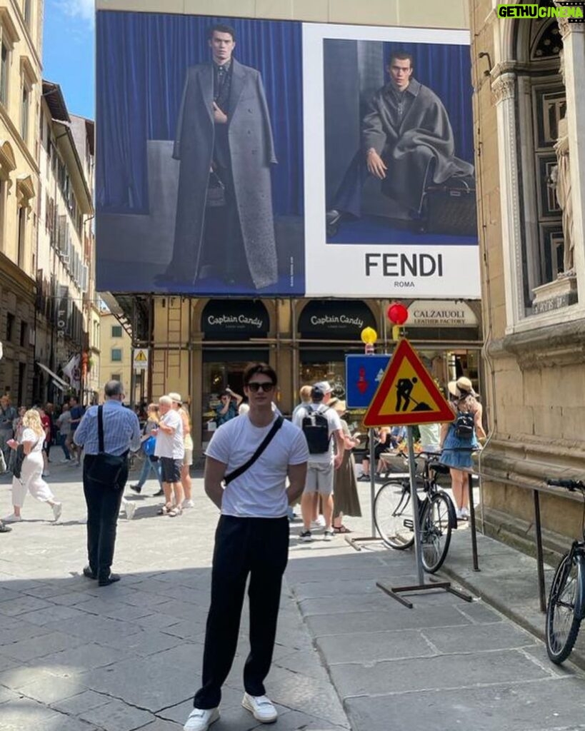 Nicholas Galitzine Instagram - Fendi boy had a fun weekend @silviaventurinifendi delivered a stunning collection I can’t wait to wear. So proud to represent this brand. Coming to a city near you… #FendiSS24 @silviaventurinifendi @fendi @delfinadelettrez