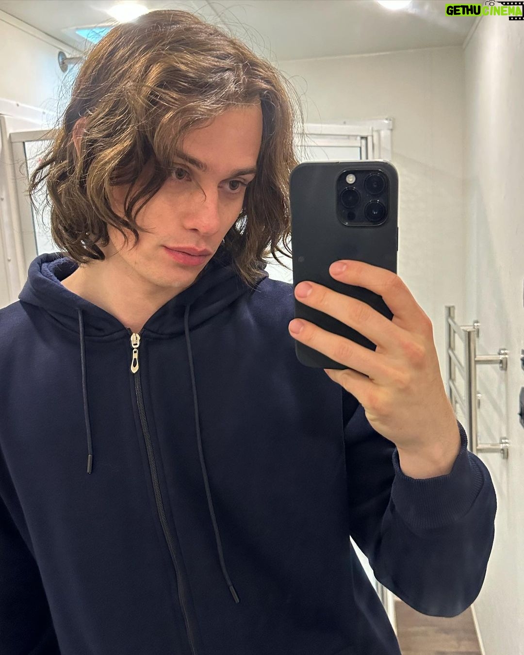 Nicholas Galitzine Instagram - I’m okay