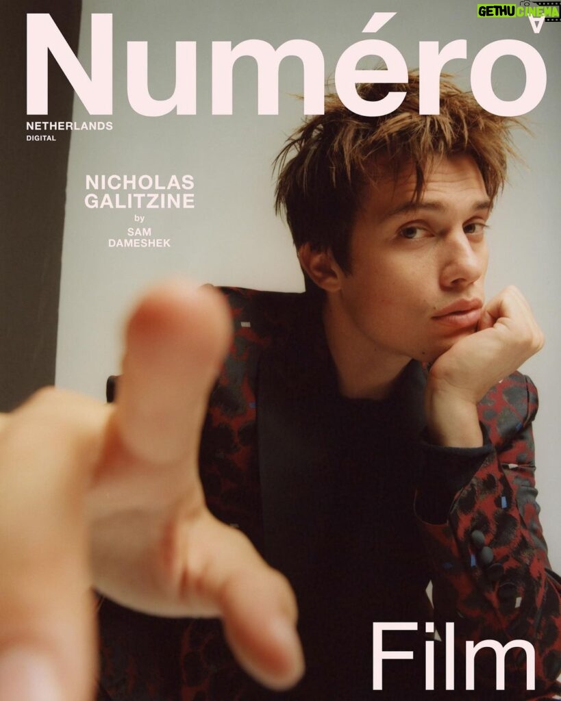 Nicholas Galitzine Instagram - Gimme your Numéro 📞 Thanks for the chat @numero_netherlands