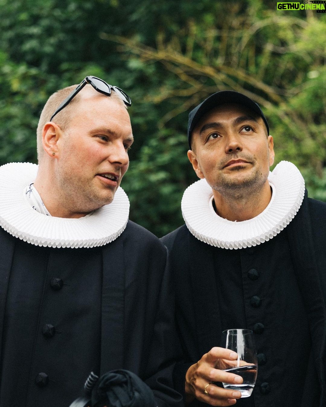 Nicholas Kawamura Instagram - Tabte mit hjerte til @tinderbox_official i går med @jencelkawamura 🥹 En aften som vi aldrig vil glemme❤️ Magicbox crowden er den vildeste! Jeg er målløs… 📸: @alexanderhaakansson Tinderbox