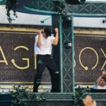 Nicholas Kawamura Instagram - Tabte mit hjerte til @tinderbox_official i går med @jencelkawamura 🥹 En aften som vi aldrig vil glemme❤️ Magicbox crowden er den vildeste! Jeg er målløs… 📸: @alexanderhaakansson Tinderbox