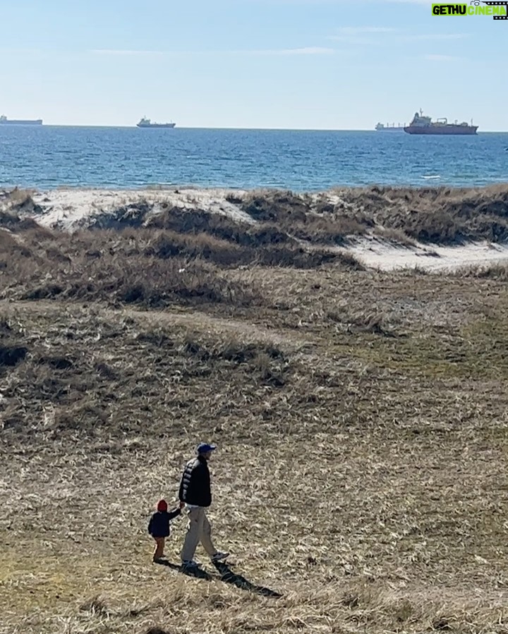 Nicholas Kawamura Instagram - Skagen i påsken. En tradition. Skagen, Denmark