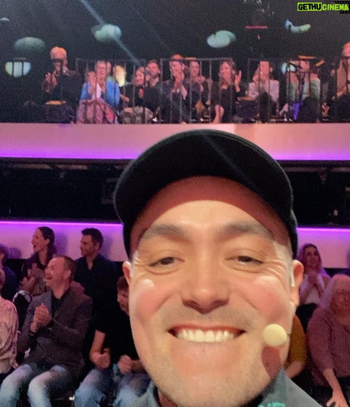 Nicholas Kawamura Instagram - Weekenden der gav Lidt TV, lidt radio og lidt hveder.