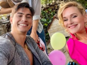 Nicholle Tom Instagram - Killer time working with all these whimsical feline’s & fella’s. An absolute pleasure! Can’t wait to see the magical, manic, madness, manifest on the big screen! #CultClassic #WhatTheCatSawStaysWhatTheCatSaw #Margaritas #RasberryPuree #PoolsideMargs #ThatsAWrap #AileenWurnos #SerialKillerParty #AlliterationLover
