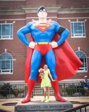 Nicholle Tom Instagram - Have a #Super Duper weekend! Xo #SuperGirl #Metropolis #Illinois #SupermanCelebration #DC #metropolis #supergirl #superman #superhero #superdog #truth #justice #theamericanway