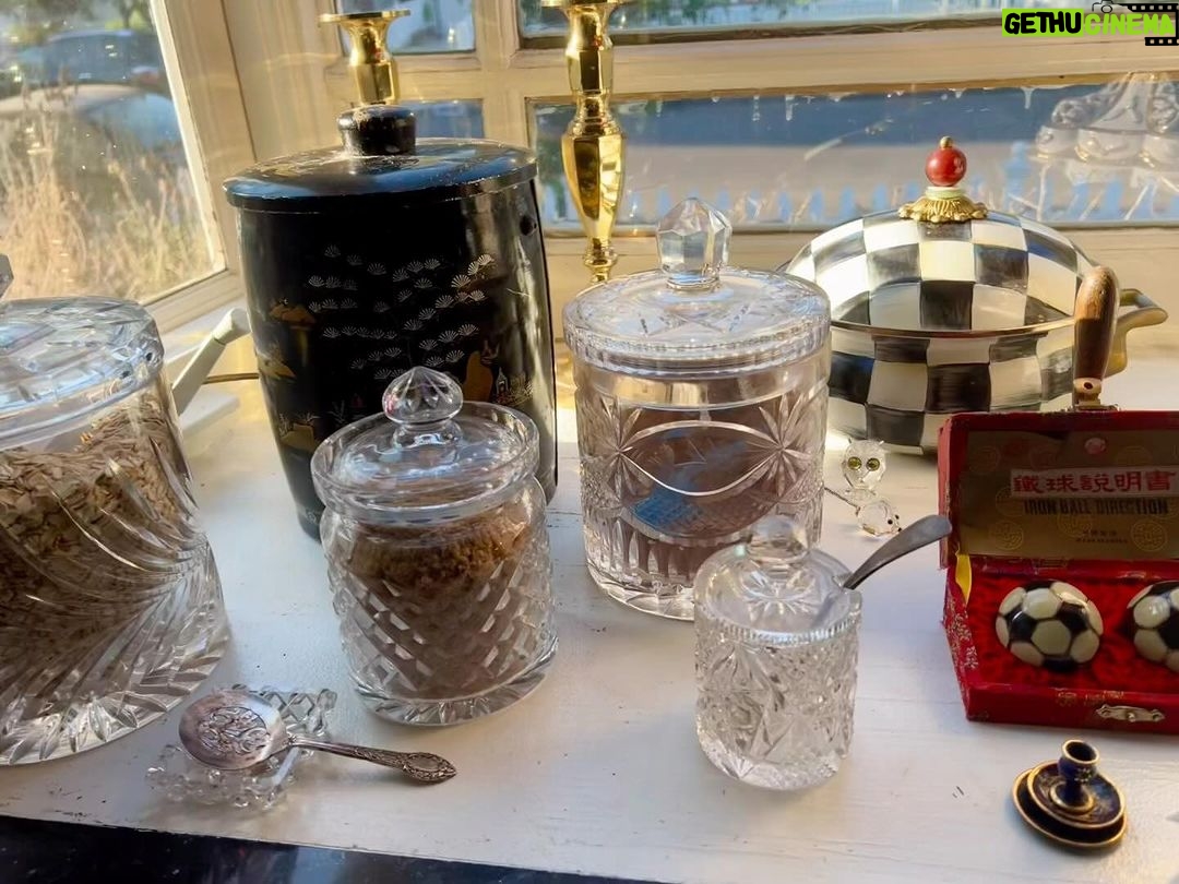 Nicholle Tom Instagram - I finally found a place for my moms old crystal animal collection! What do you all think?! 😂 Alls I know is that it makes me happy… That’s for sure! And I think they’re happy too! #IveLostit #itsOfficial #DoWhatMakesYouSmile