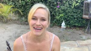 Nicholle Tom Instagram - Full video on my new YouTube channel! SUBSCRIBE and watch me build my backyard brick patio right before your very eyes! Wow! Link in Bio! 😂🤪😁🚧

I'm going to be filming all of my creative endeavors and maybe my experiences/mistakes will help you with your stay-safe-at-home projects!  Love sent everyone’s way! Xoxo #coronaconstruction #staysafeathomeprojects #youtube #doityourself #brickpatio #staysanestaycreative