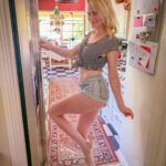 Nicholle Tom Instagram - Another shot from my #FridgePhotoShoot 9 1/2 weeks into quarantine—Inspired by #NineAndAHalfWeeks the movie #PizzaPastaAndFriesOhMy #WhatShouldIEat #FeedMyBelly #SkipSkipSkipToTheFridge #📸 by @robbyfontanamusic