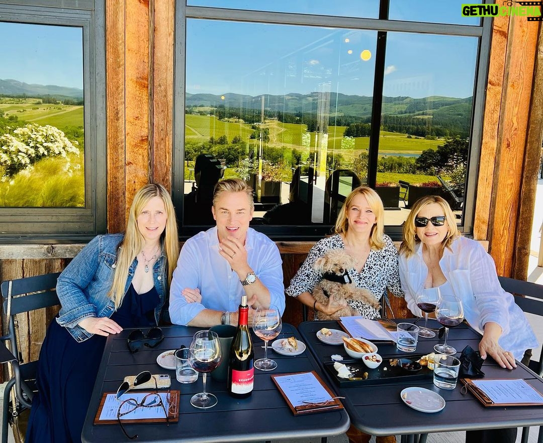 Nicholle Tom Instagram - My favorite people at one of my favorite wineries… #bestchacuterieboard #oregon #LivingLife #ResonanceWines @resonancewines @robbielaughlin @debra.laughlin.161 @kelly.vanhorn1 @chestychew Résonance