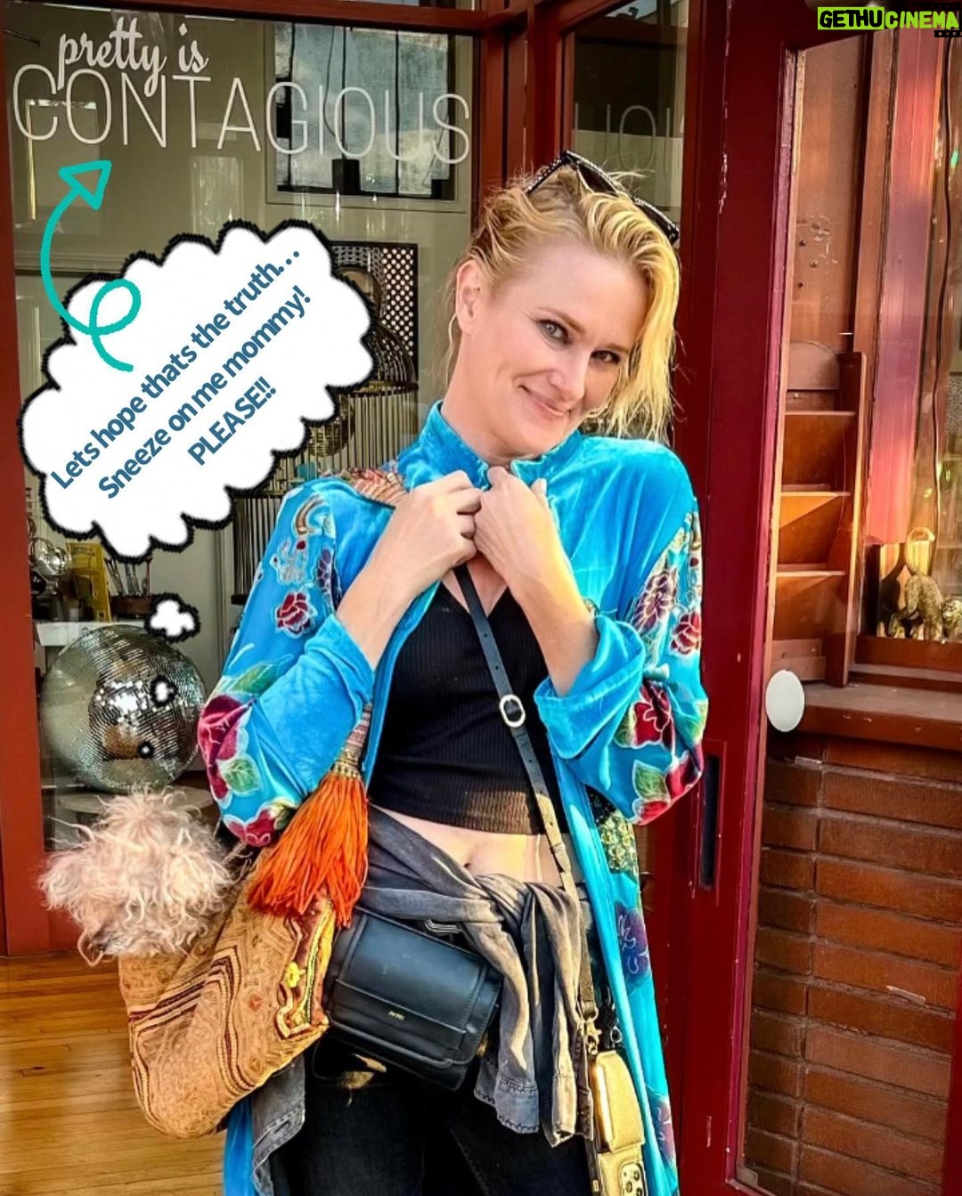 Nicholle Tom - 1K Likes - Like my new robe? 😂 I couldn’t resist it whilst stomping through my old grounds the other day. I love It almost as much as I love #SouthPasadena xoxox #TigerForLife #LittleOldLadyFromPasadena #PrettyisContagious
@chestychew #Day134 #365daysofchesty