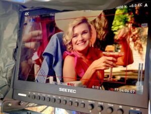 Nicholle Tom Instagram - Killer time working with all these whimsical feline’s & fella’s. An absolute pleasure! Can’t wait to see the magical, manic, madness, manifest on the big screen! #CultClassic #WhatTheCatSawStaysWhatTheCatSaw #Margaritas #RasberryPuree #PoolsideMargs #ThatsAWrap #AileenWurnos #SerialKillerParty #AlliterationLover