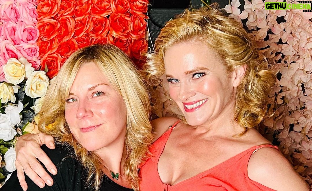 Nicholle Tom Instagram - Thank you #BESTIES for showing up AND supporting me through the #WORST of times! Sometimes the WORST can be the BEST! I absolutely adore you all! 🔥 #WorstCooksInAmerica Sundays at 9pm on the @foodnetwork or stream now on @discoveryplus Banditos Tacos & Tequila