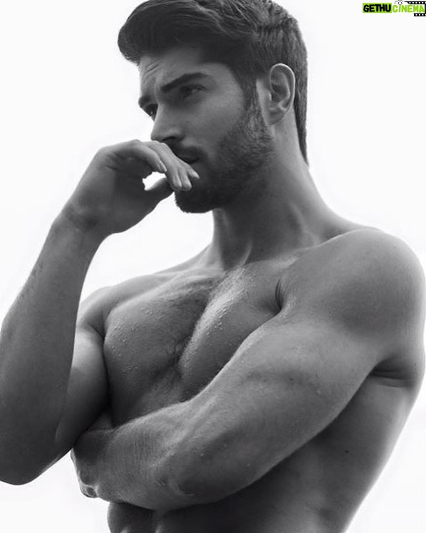 Nick Bateman Instagram - Wondering where I left my keys..