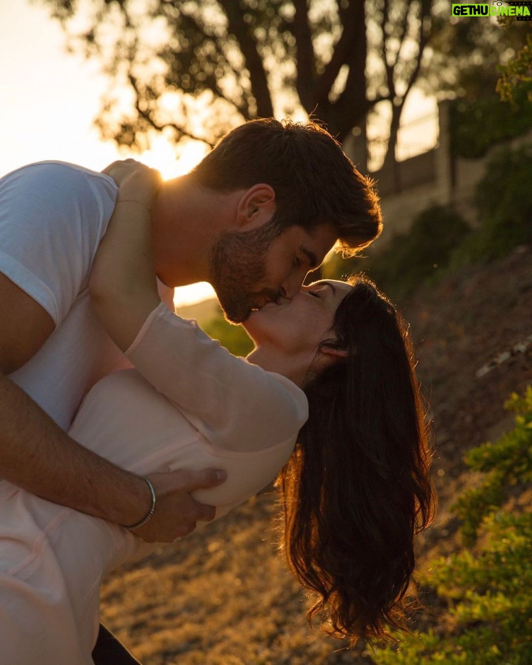 Nick Bateman Instagram - Swipe to travel back 14 years 😆 Happy Anniversary @maria__corrigan