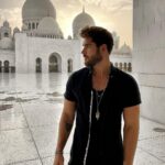 Nick Bateman Instagram – work of art. 🕌 Abu Dhabi, United Arab Emirates