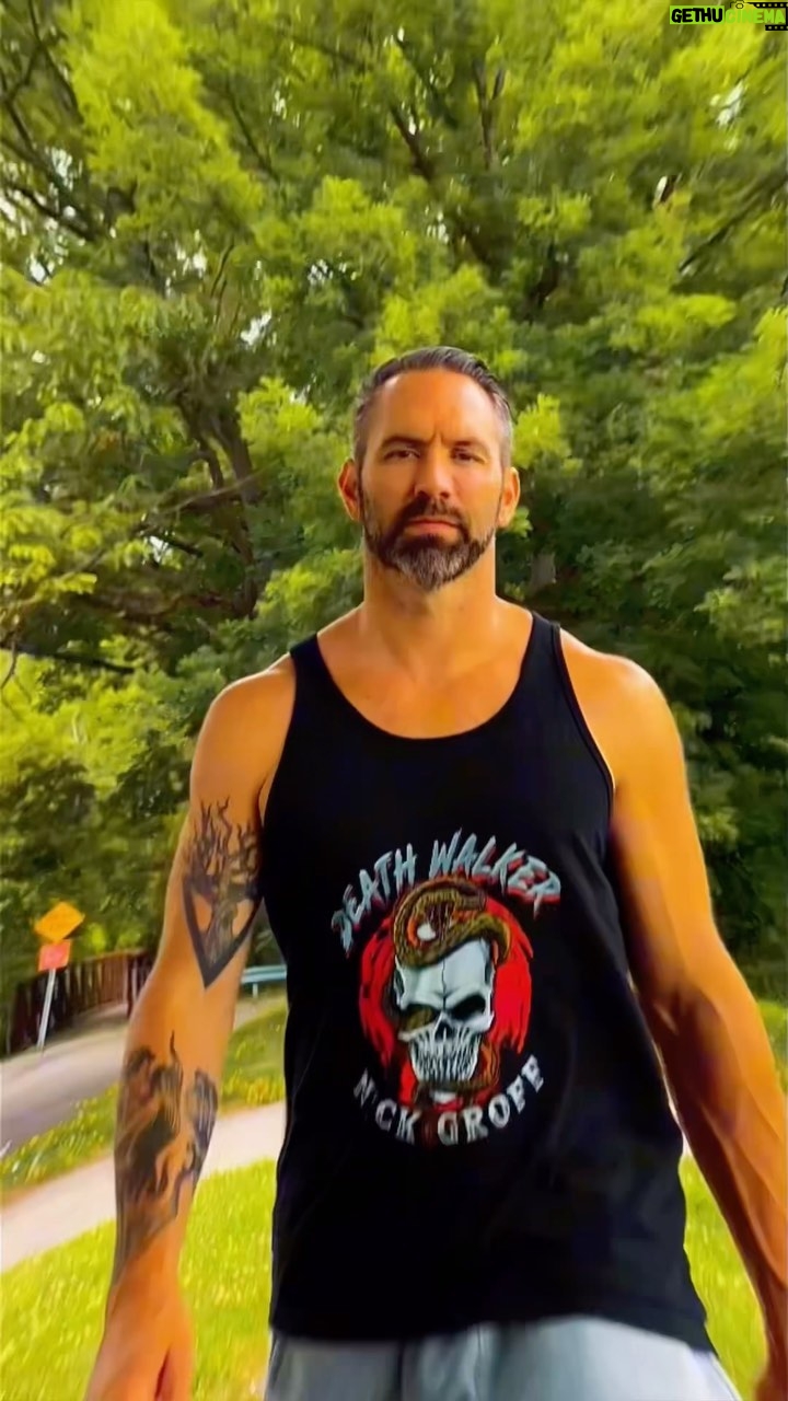 Nick Groff Instagram - Walking into a #monday #storm feeling great! How are you?