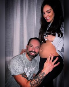 Nick Groff Instagram - Our smiles can’t get any bigger as we grow our family! ❤️ @tessagroff_ you are a miracle! What an incredible journey and love we share!