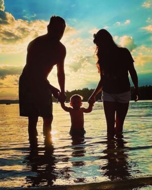 Nick Groff Instagram - Has your child experienced a Near Death moment in life? What experiences did your child share from the other side?
#neardeathexperience #children #love #spirituality #fypシ゚viral #share
