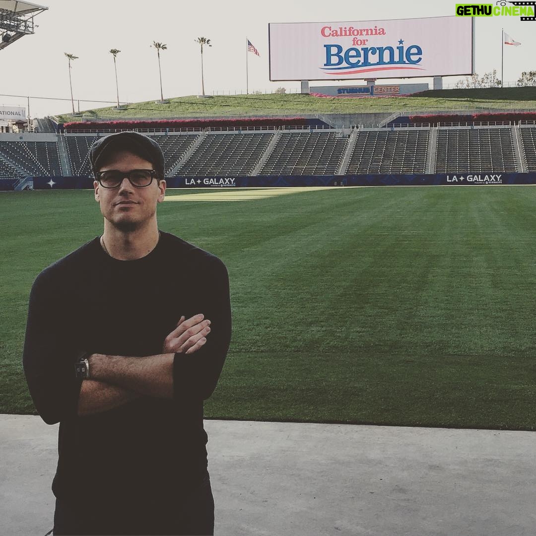 Nick Zano - 2.5K Likes - Here in #Carson at #berniesanders rally, speaking in 30