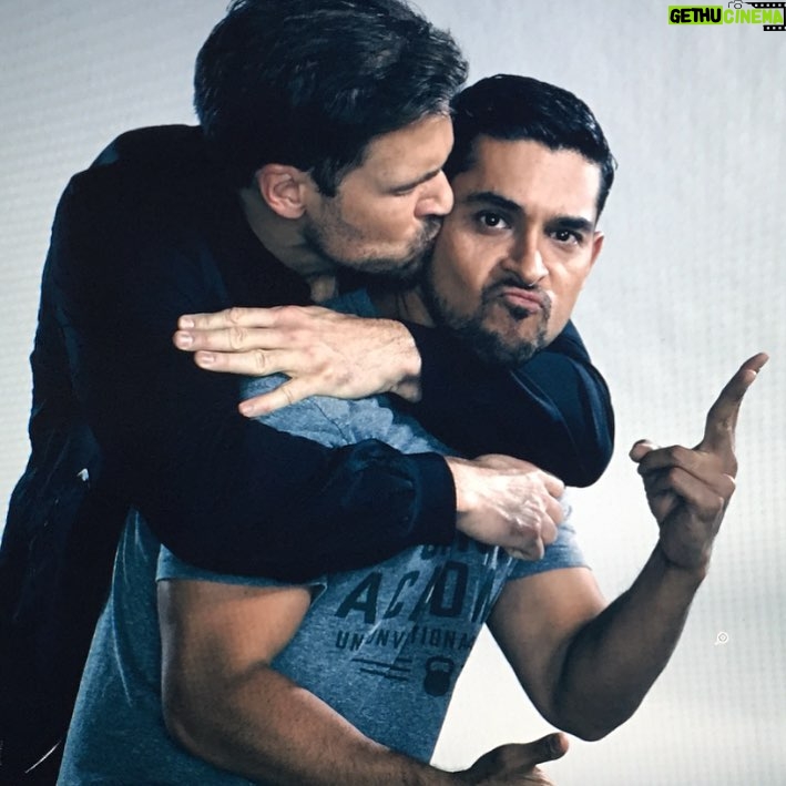 Nick Zano - 2.5K Likes - I've known this dude ( @wilmervalderrama ) over a decade now and TONIGHT we finally share the screen. #MinorityReport